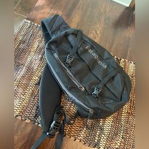 Patagonia Atom Sling